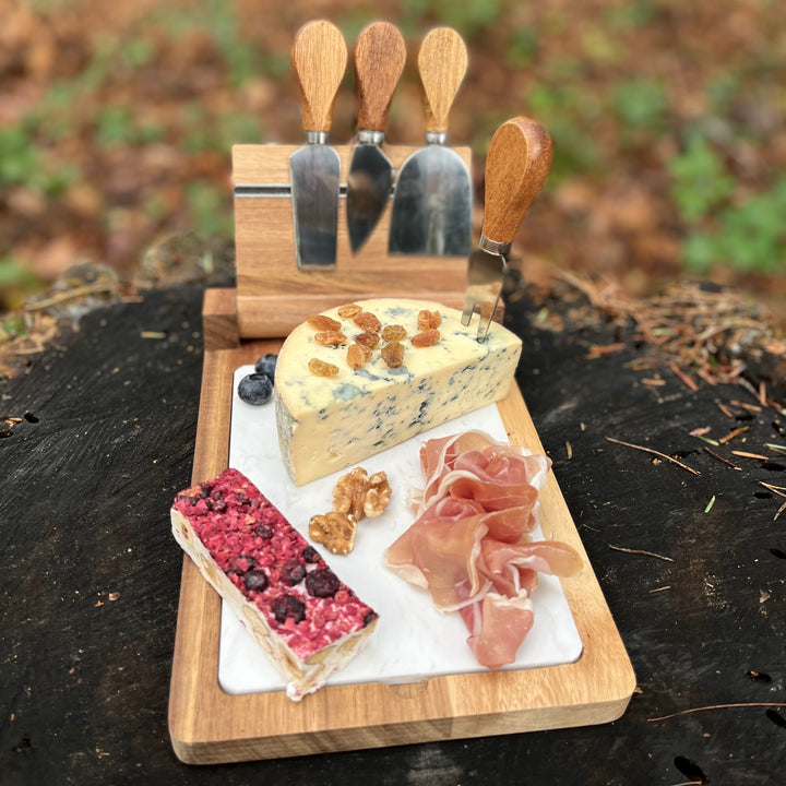 tapas plank met mesjes